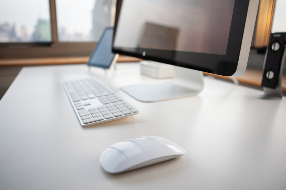 Monitor Arm Wobble on Thin Desks: Steel Plate Fixes